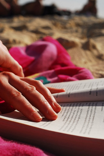 7 Must-Read Books for Marketing Agencies This Summer