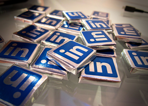 5 Clever Uses of LinkedIn's Brand New Group Polls Feature
