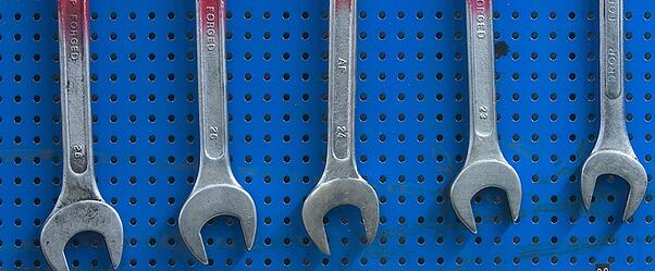 The 3 Types of Tools Salespeople Need For Social Selling
