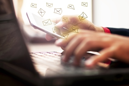 laptop-email-envelopes