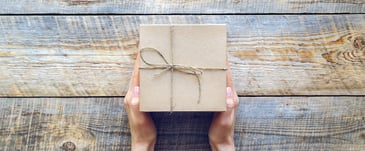 6 Little Ways to Delight Your Customers This Holiday Season
