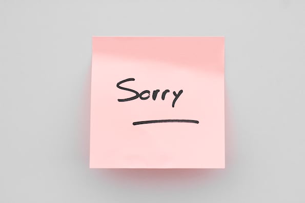 first step to writing an apology letter to a customer is saying sorry