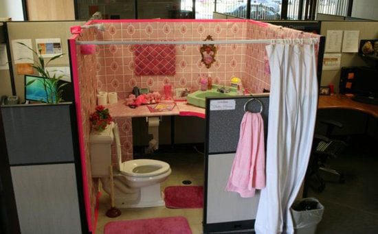 bathroom-cubicle-prank.jpg?t=15018626869