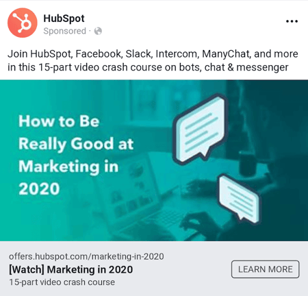 Anuncio nativo de la red de Facebook de HubSpot que ofrece un curso sobre cómo ser realmente bueno en marketing en 2020 