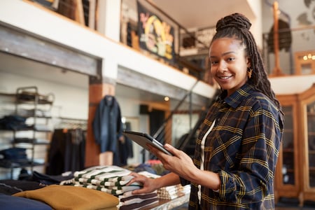 Discover how to start an online boutique for your small business