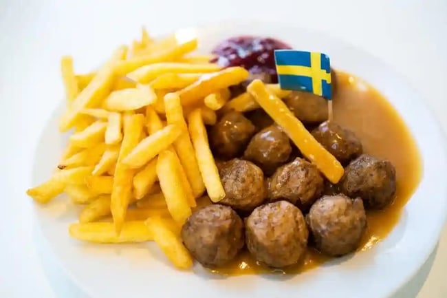 how to reverse image search: ikea meatballs and fries on white plate