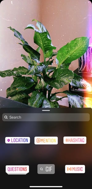 how to upload a story to instagram: add stickers and filters