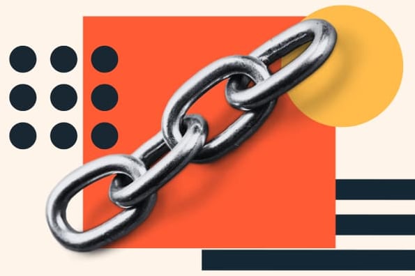 A chain link representing internal linking tools for a website