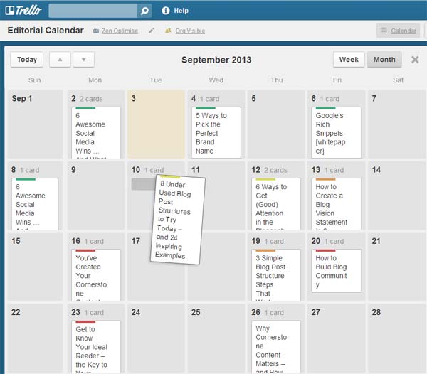 Idee per il calendario dei social media organizzate su un calendario Trello