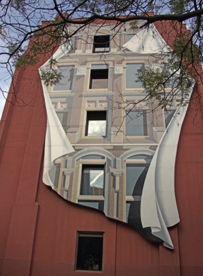 14 Trompe l'Oeil Examples That Will Blow Your Mind