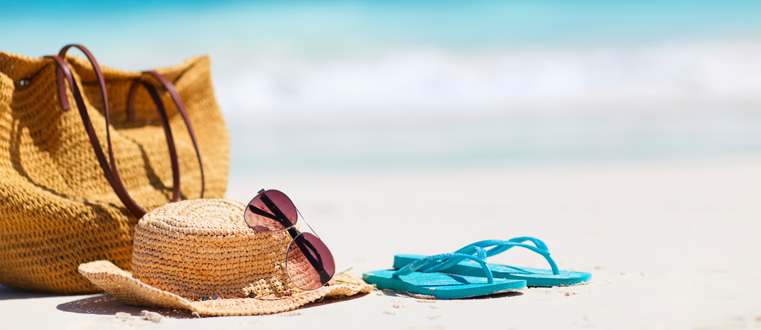 Going on Vacation? 7 Clever & Effective Out-of-Office Replies to Try