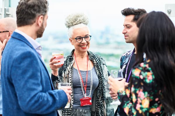 9 Career Networking Tips for Professionals
