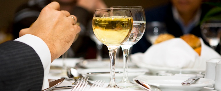 Business Etiquette 101: The Ultimate Guide to Surviving Your Next Business  Dinner