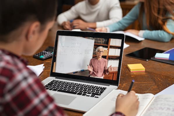 Top 10 HubSpot Academy Courses You Can Take in Under 1 Hour