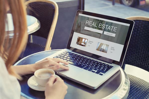 10 Highly Effective Examples of Real Estate Ads for Facebook & More
